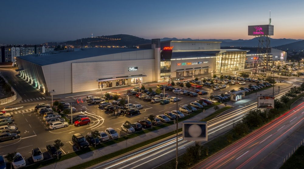 Parking ispred Delte biće besplatan nedjeljom