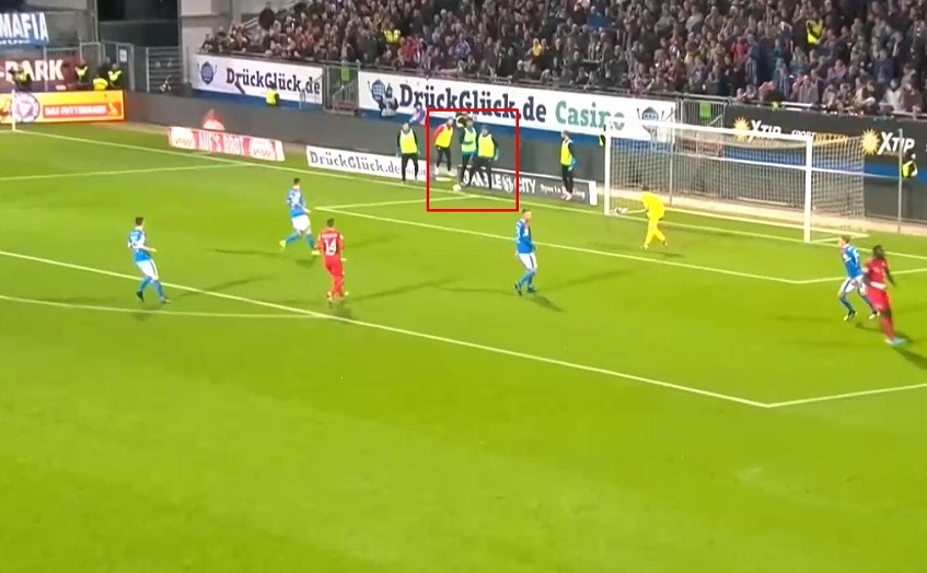(VIDEO) Najbizarniji penal godine suđen u Cvajti