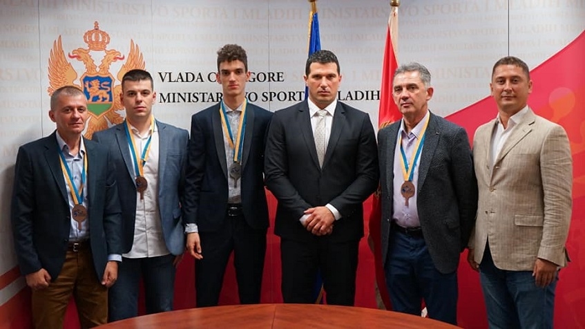 Vi ste simbol posvećenosti, upornosti i istrajnosti