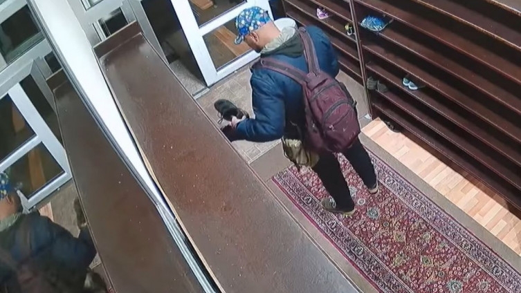 Uhapšen muškarac u Sarajevu, ukrao patike iz džamije