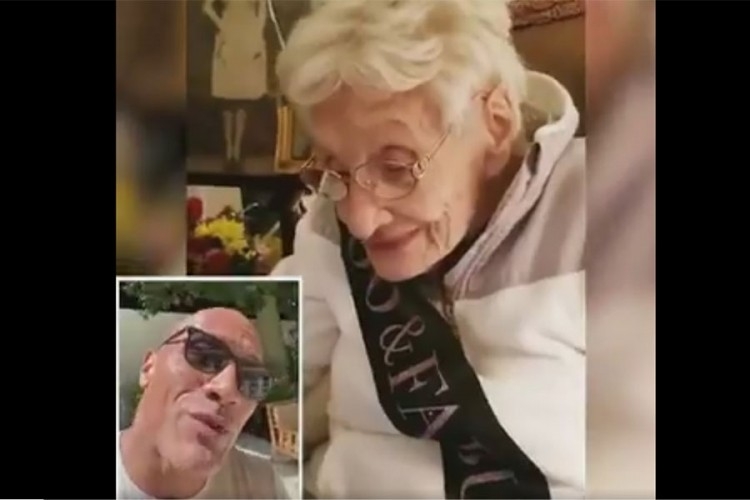 Pogledajte kako je čuveni Dvejn Džonson čestitao obožavateljki 100. rođendan! (VIDEO)