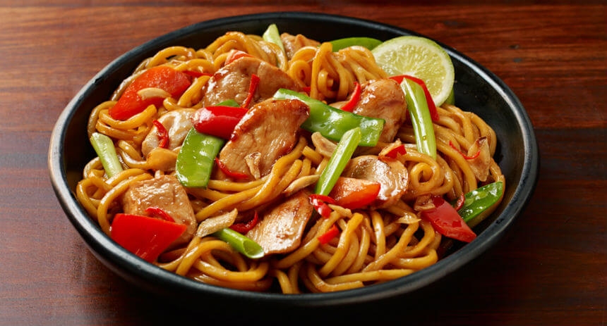Recept dana: Kina na tanjiru – piletina u slatkom umaku