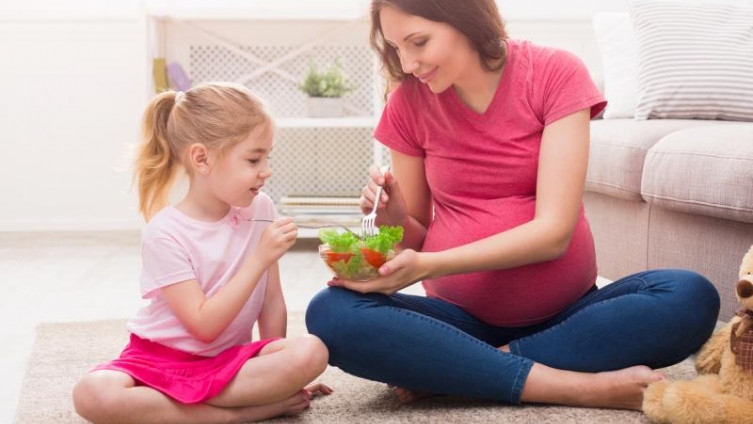 Trudnice više slušaju svoju mamu nego ljekara