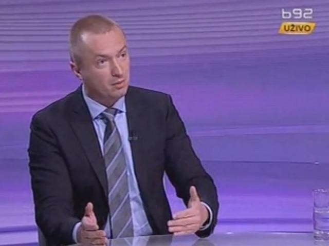 Tviter “gori”: Pajtić uvrijedio trudnu ministarku, odgovorila premijerka, pa Pajtić…
