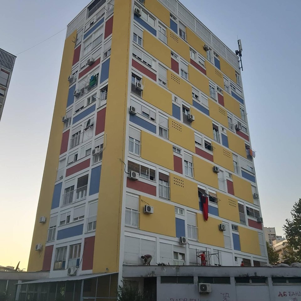 Kanarinke ponovo u bojama kao nekada: Završene sve fasade podgoričkog solitera