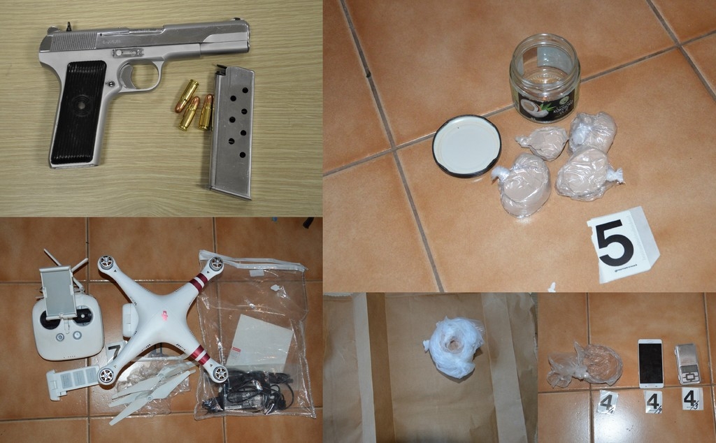 Uhapšene tri osobe, među njima i jedna djevojka: Pronađen heroin i pištolj