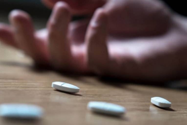Alarm u Nišu: Dječak (14) pronađen bez svijesti na ulici nakon što se predozirao tabletama