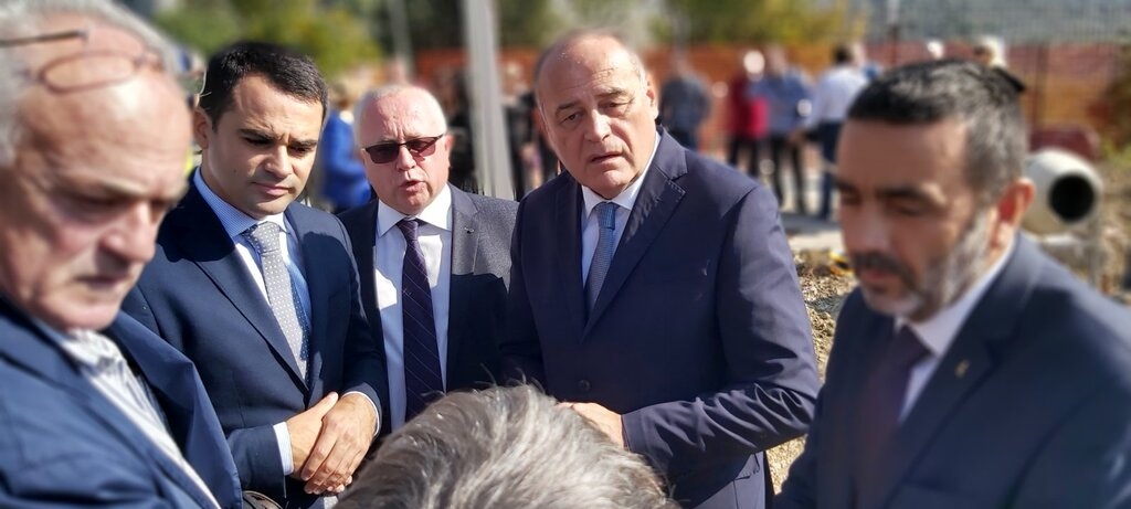 Simović položio kamen temeljac Kuće maslina: U Baru se vrijedno radi