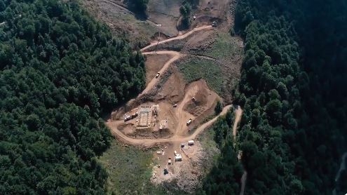 Pogledajte video: “Žičarom na ski centru Cmiljača od jula 2020.”