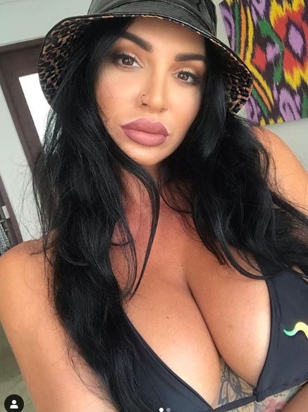Kažu da je najzgodnija influenserka na Balkanu, a sada je postala zečica bahatog kralja Instagrama: Dobila je bum ponudu