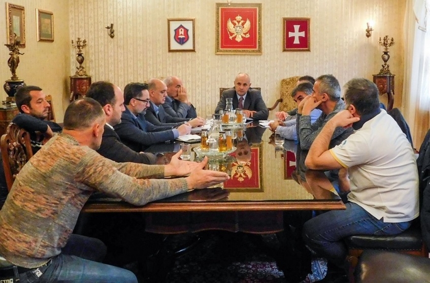 Kašćelan razgovarao sa upravom Lovćena: Obezbijeđen novac za zarade, na redu svlačionice