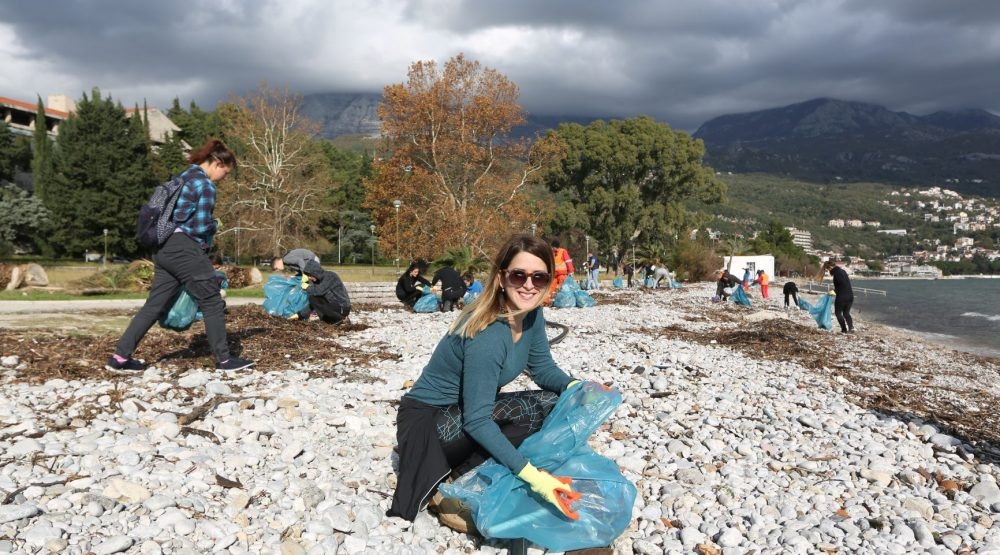 Svaka čast: Milica Boca očistila plažu i u Igalu