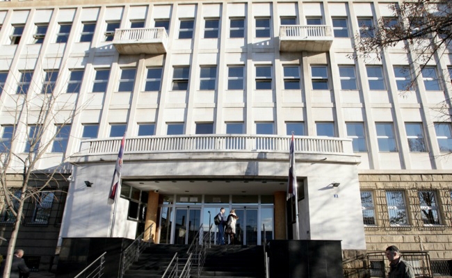 “Sad ću da se ubijem”: Prerezao sebi vrat pred Specijalnim sudom u Beogradu!