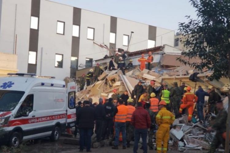 Tragedija: U Albaniji u zemljotresu stradala cijela porodica