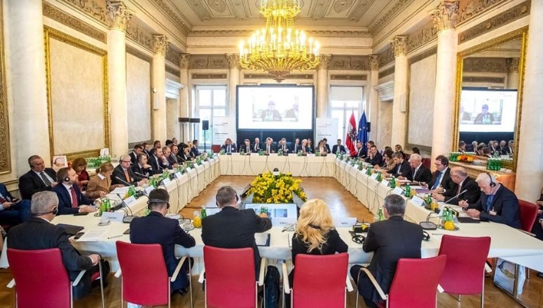 Nuhodžić u Beču: Krijumčari ljudima na udaru crnogorske policije