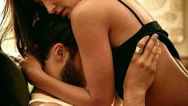 Jeste li probali Kleopatrin zahvat: Poza nije jednostavna, ali je vole i muškarci i žene