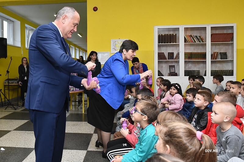 Voće, povrće i mlijeko za škole, Simović: Ulažemo u zdravlje naše djece i njihovu budućnost
