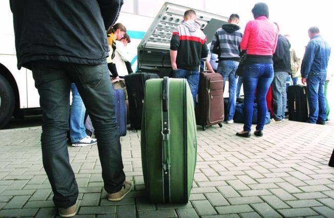 Odlazak mladih iz Crne Gore: Nisu problem samo male zarade, već i nepotizam
