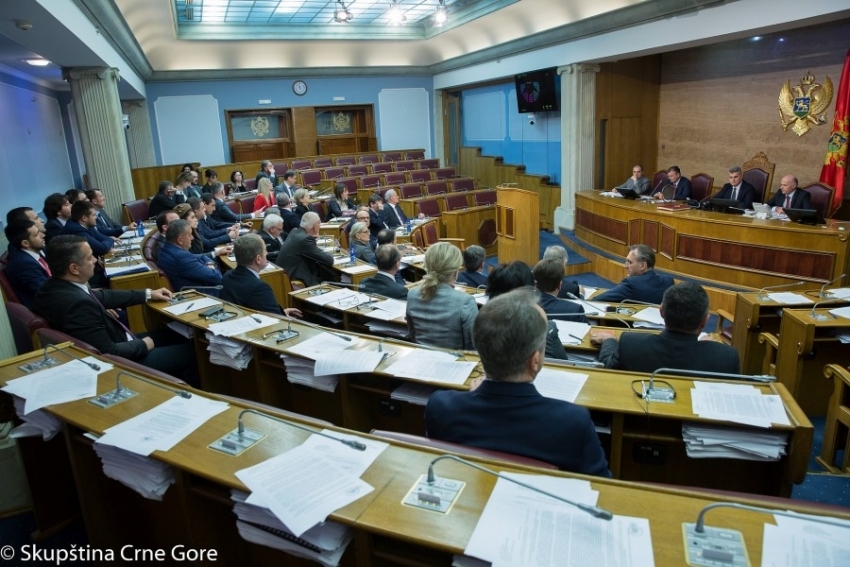 Bojkot samo u oktobru koštao parlament oko 15.000 eura