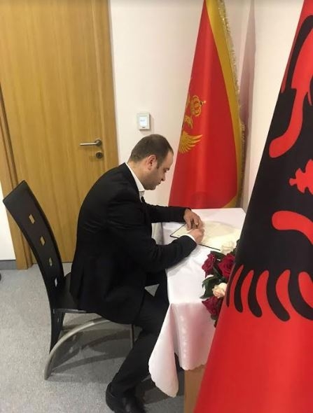 Otvorena knjiga žalosti u ambasadi Albanije u Podgorici