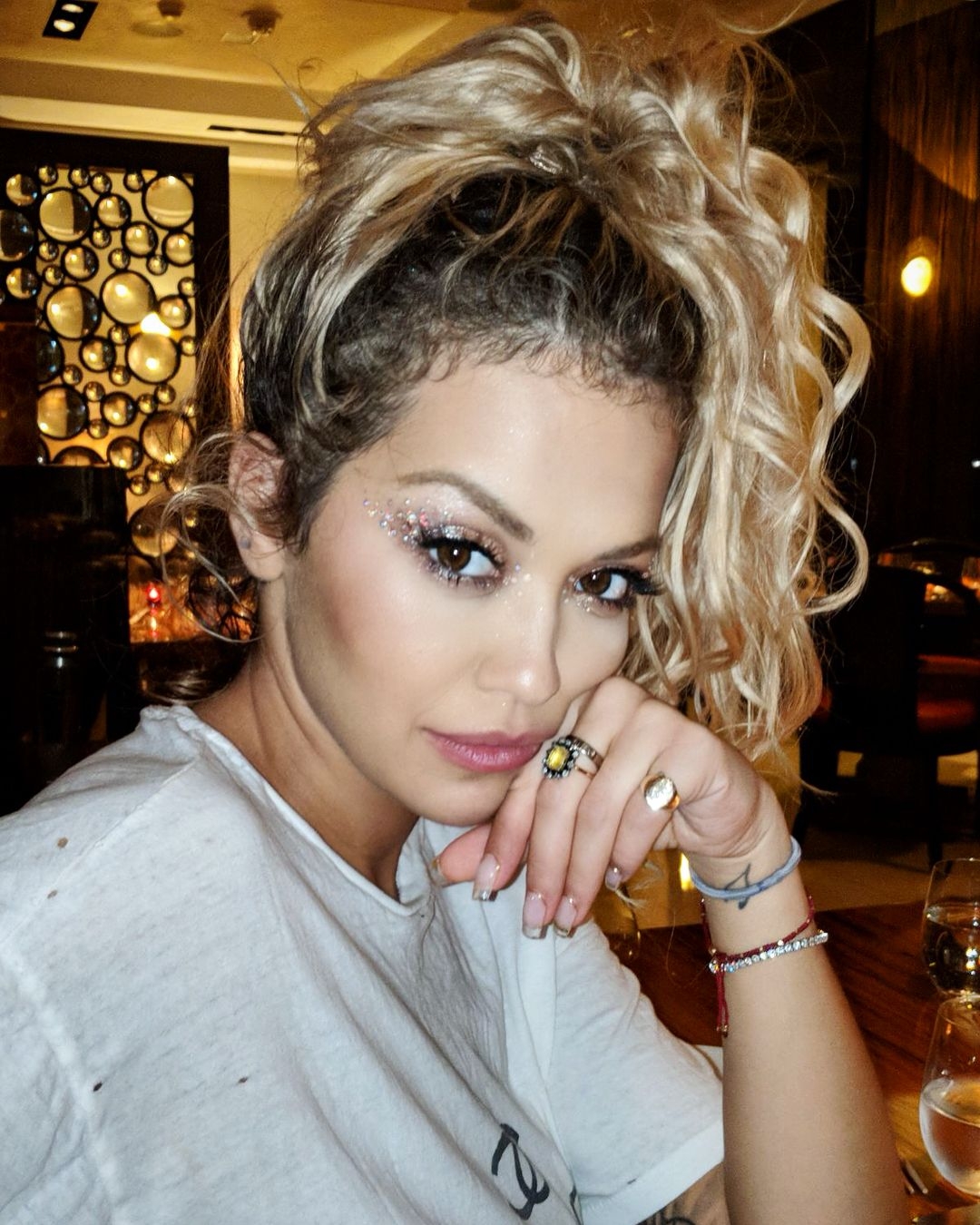 Zemljotresi u Albaniji: Rita Ora zida kuće onima koji su ostali bez domova