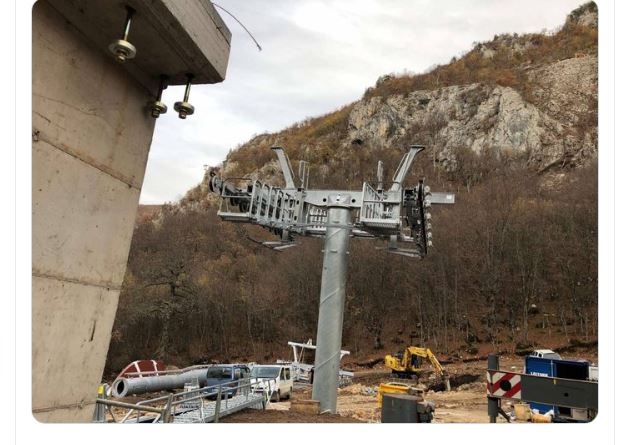 Postavljeni prvi elementi žičare prema Đalovića pećini