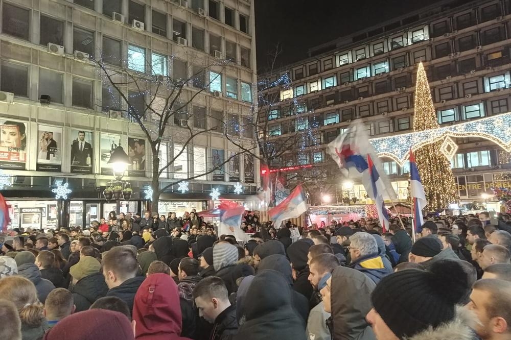 Protest u Beogradu zbog usvajanja Zakona o slobodi vjeroispovjesti: “Stići će vas pravda preko noći”