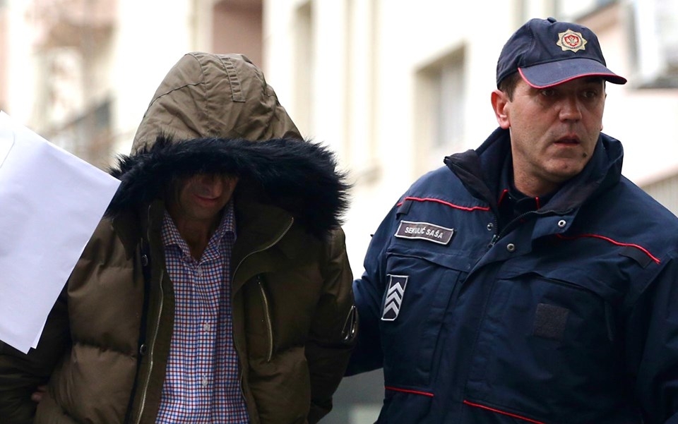 (FOTO) Cetinjanin Peko Krivokapić priveden na saslušanje zbog ubistva majke