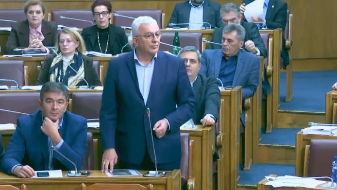 Mandić: Na molbu Mitropolita Amfilohija, nećemo ovdje na napravimo “bugarsku skupštinu”