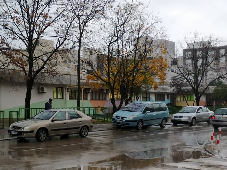 Kako se “probiti” do vrtića na Zabjelu: Saobraćajni haos uskoro rješava parking