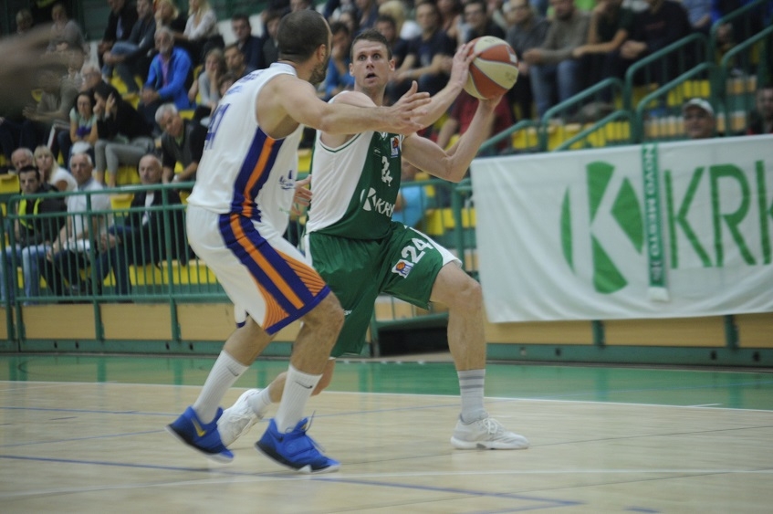 Trojkaški obračun u Novom Mestu