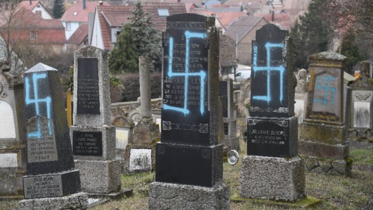 U blizini Strazbura vandali oskrnavili 107 grobova Jevreja