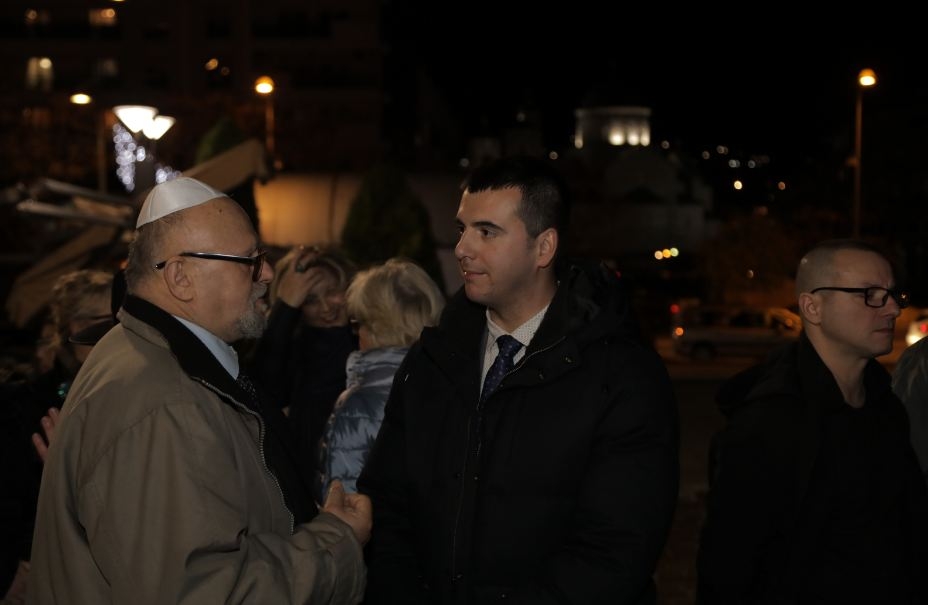Radović prisustvovao svečanom paljenju svijeća povodom jevrejskog praznika Hanuke
