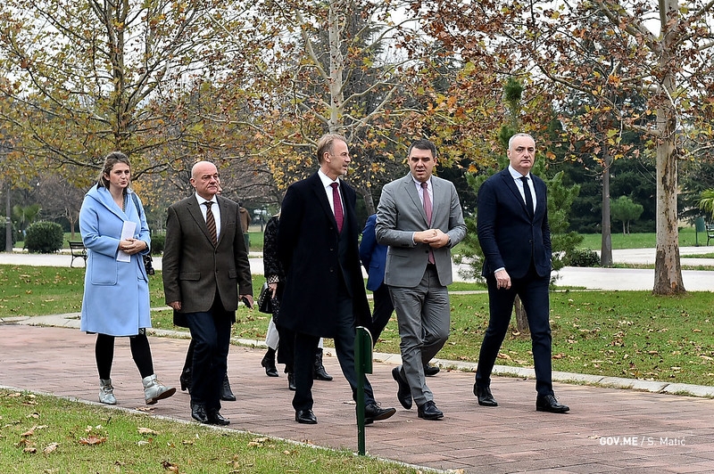 Otvoren park ispred Rektorata u Podgorici