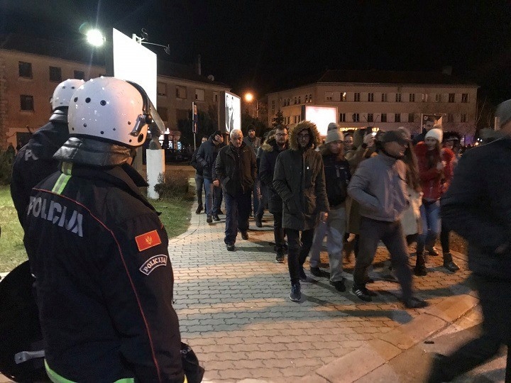 Protestna šetnja u Nikšiću zbog Zakona