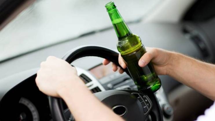 Podgoričanin se napio pa ukrao kombi