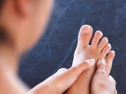 Potopite vrhove prstiju u hladnu vodu i za 30 sekundi saznajte da li ste ZDRAVI!