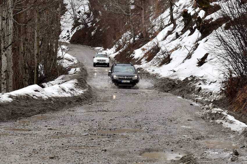 AMSCG:Obustavljen saobraćaj na putu Mateševo-Kolašin
