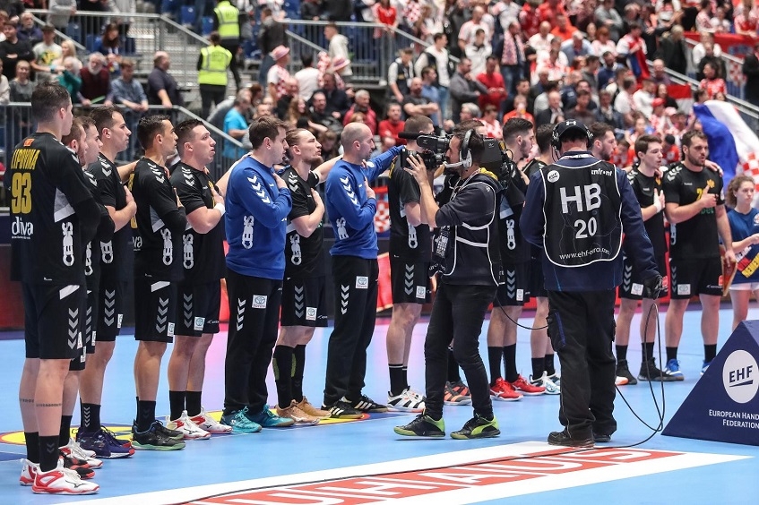 Svi hoćemo da budemo heroji, ali mi možemo da funkcionišemo samo kao tim