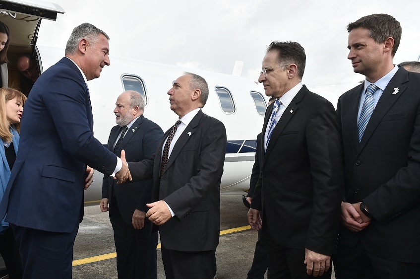 Đukanović doputovao u Jerusalim, gdje će učestvovati na Petom svjetskom forumu “Sjećanje na holokaust, borba protiv antisemitizma“.