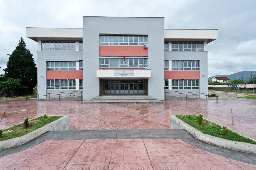 Rugao se učeniku sa smetnjama pa završio u Hitnoj