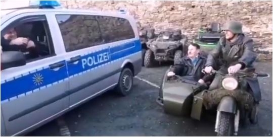 Njemačkom policajcu prijeti disciplinski postupak zbog Hitlerovog dvojnika
