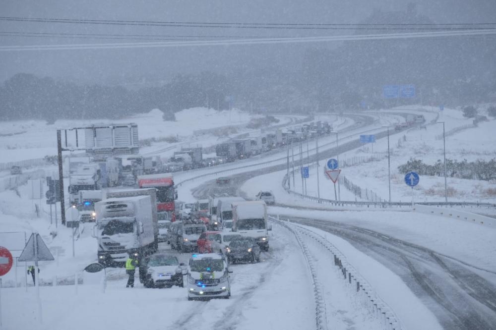 Španija: U oluji stradale tri osobe