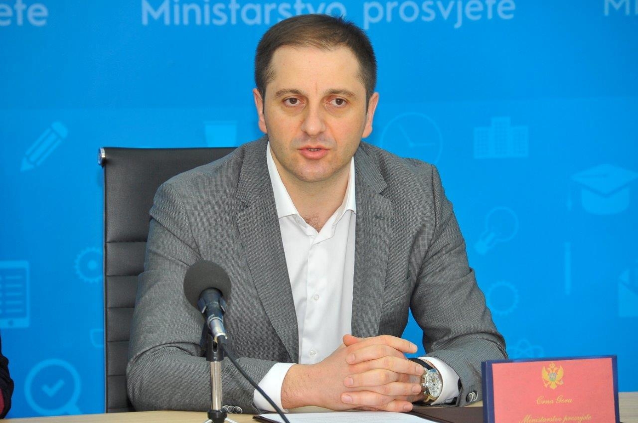 Šehović: Naša djeca neće u školama biti žrtve agresivnih političkih uticaja!