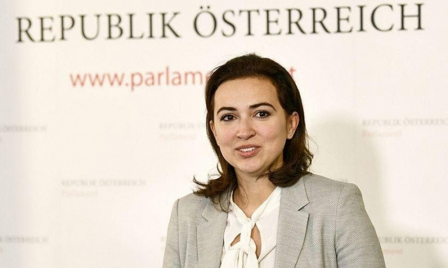 Novoj austrijskoj ministarki Almi Zadić prijete desničari