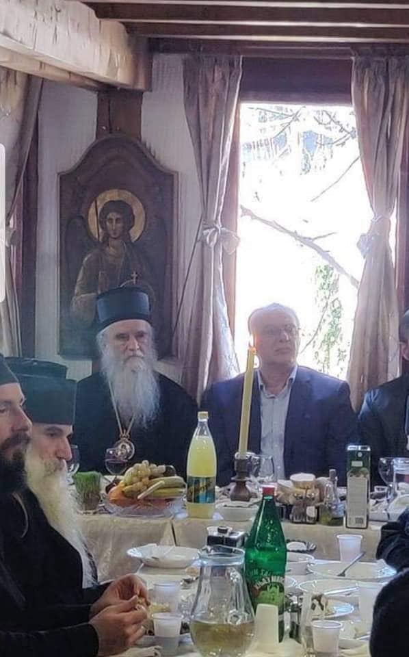 DPS: Fotografije dokaz da je posljednja litija u Podgorici sa parolama DF-a, bila litija za smjenu vlasti