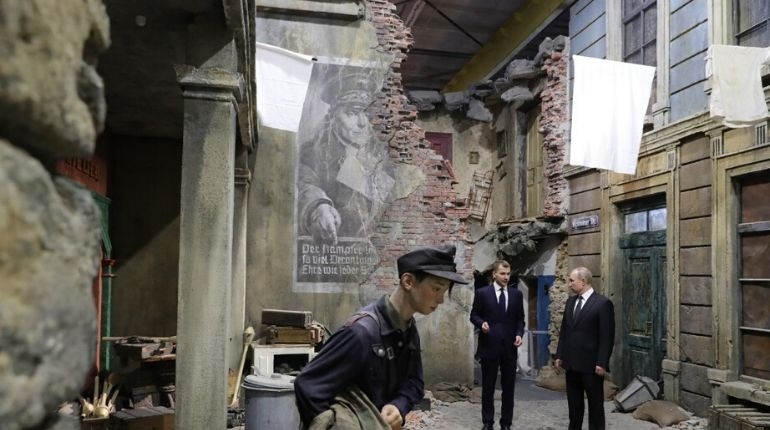 Putin: Zapušićemo usta liderima koji blate naše žrtve