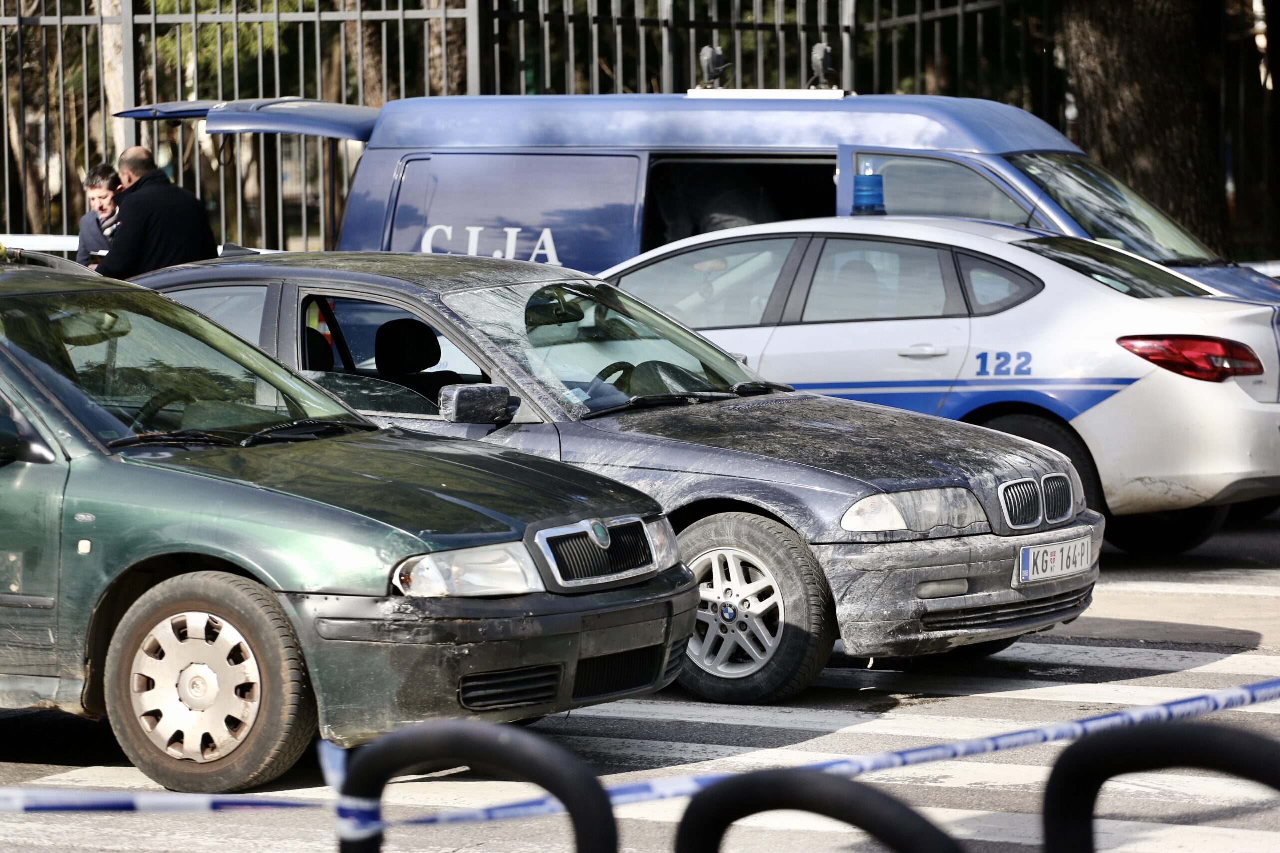 Svađa zbog saobraćaja u Podgorici: Taksista ranjen nožem, životno ugrožen