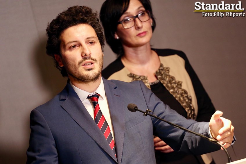 Popović: Abazović samo lutka na koncu, srpsko-ruske snage planiraju od Crne Gore napraviti novu Republiku Srpsku