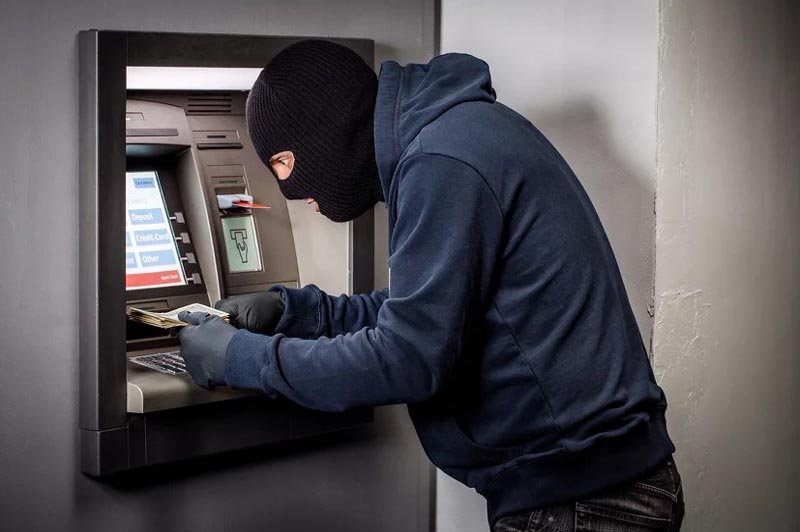 Hakeri iz bankomata u BiH odnijeli više od milion eura: Novac krali i u Crnoj Gori